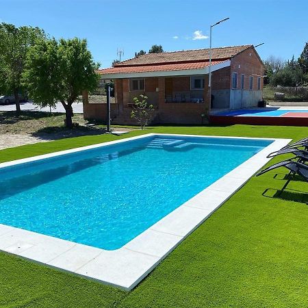 Casa Con Piscina, Villa Alarilla Фуэнтидуэнья-де-Тахо Экстерьер фото