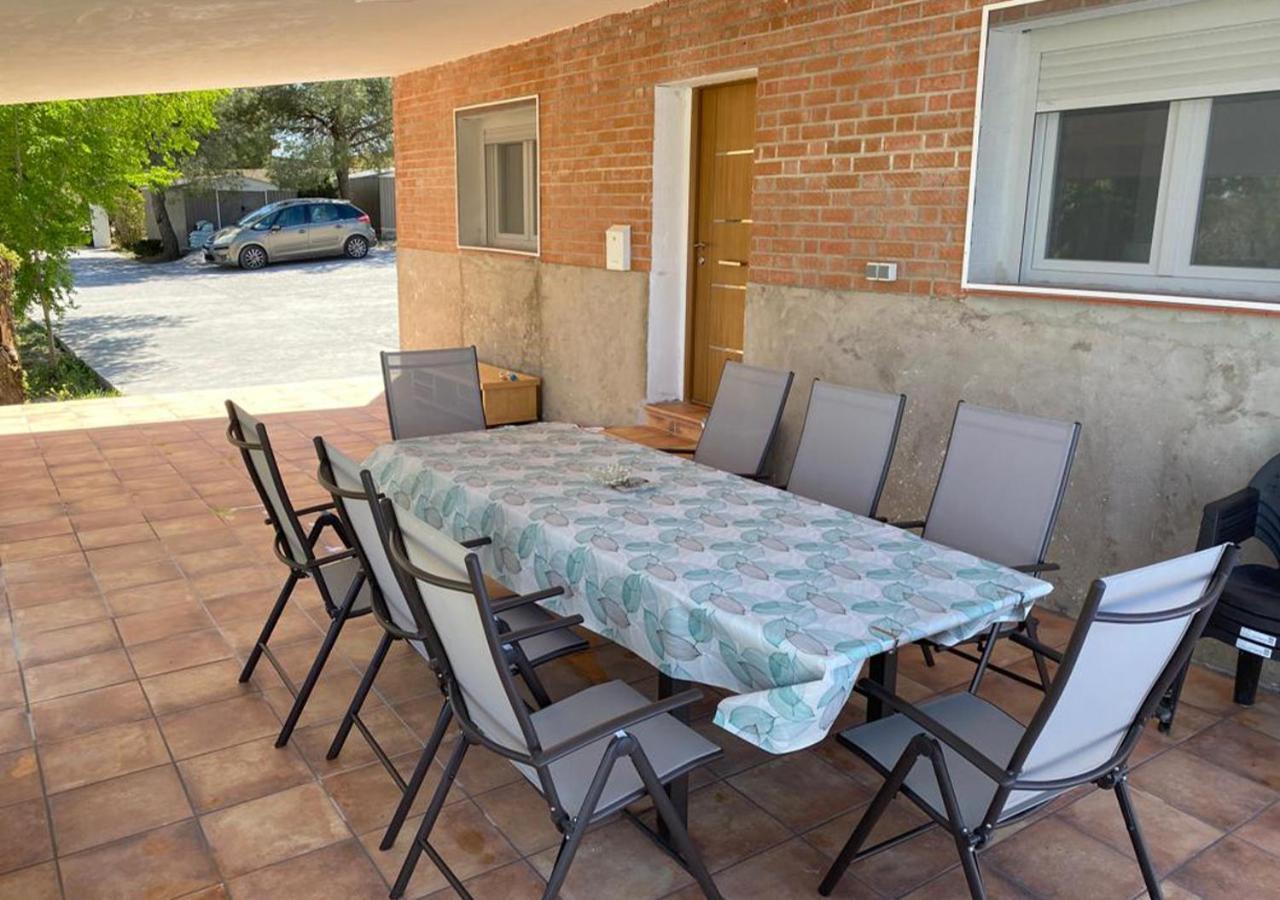 Casa Con Piscina, Villa Alarilla Фуэнтидуэнья-де-Тахо Экстерьер фото